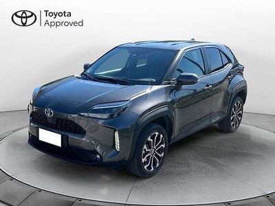 Usata Toyota Yaris Cross Trend 116 CV (85 kW) 2022 Grigio SUV