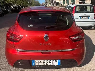 Usata Renault Clio IV 75 CV (55 kW) 2018 Rosso Berlina