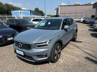 Usata Volvo XC40 Inscription 129 CV (94 kW) 2021 Azzurro SUV