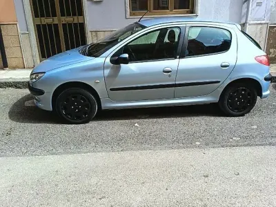 Usata Peugeot 206 88 CV (64 kW) 2004 Berlina