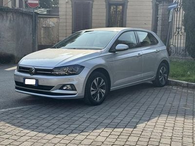 Usata VW Polo Comfortline 80 CV (58 kW) 2020 Grigio Utilitaria