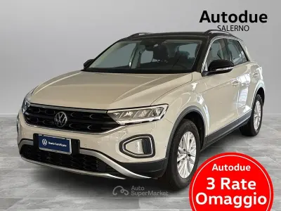 Usata VW T-Roc Life 110 CV (80 kW) 2023 Ascot grey /tetto nero SUV
