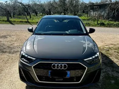 Usata Audi A1 Sportback Ambiente 150 CV (110 kW) 2019 Utilitaria