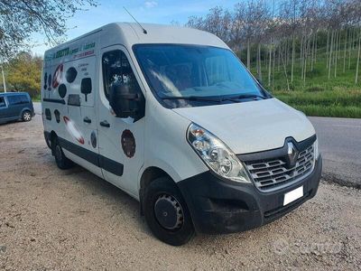 usata Renault Master III Furgone 2.3 dCi 110CV 7 Posti