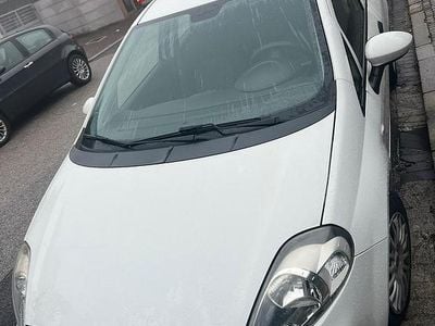 Usata Fiat Punto 75 CV (55 kW) 2018 Bianco Utilitaria
