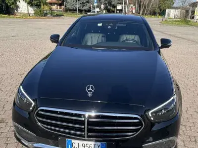 Usata Mercedes E220
