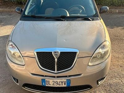 Usata Lancia Ypsilon 2007 Utilitaria