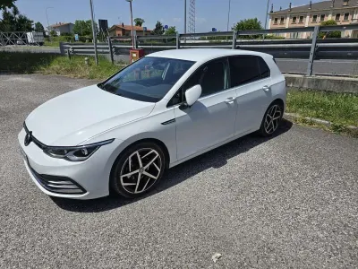Gebraucht VW Golf VIII Life 150 PS (110 kW) 2020 Limousine
