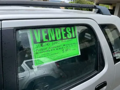 Usata Suzuki Ignis GL 83 CV (61 kW) 2002 Argento Utilitaria