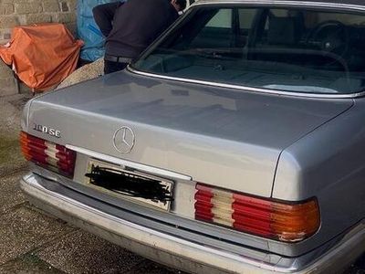 Usata Mercedes E300 1988 Grigio Berlina