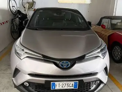 Usata Toyota C-HR Style 98 CV (72 kW) 2019 Grigio SUV
