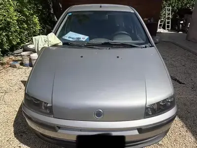 Usata Fiat Punto 60 CV (44 kW) 2001 Grigio Utilitaria