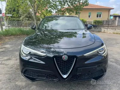 Usata Alfa Romeo Stelvio 190 CV (139 kW) 2019 Nero SUV
