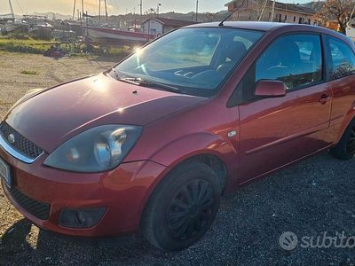 Usata Ford Fiesta 75 CV (55 kW) 2007 Utilitaria
