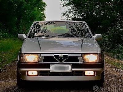 Usata Alfa Romeo 75 148 CV (108 kW) 1991 Berlina