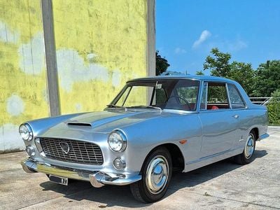 Usata Lancia Flaminia 127 CV (93 kW) 1963 Argento Coupé