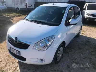 Usata Opel Agila 94 CV (69 kW) 2015 Bianco Monovolume