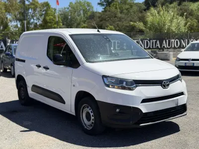 Usata Toyota Proace City City 102 CV (75 kW) 2021 Bianco Monovolume
