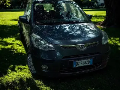 Usata Hyundai i10 66 CV (48 kW) 2009 Grigio Utilitaria