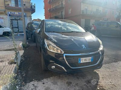 Usata Peugeot 2008 2017 Blu SUV