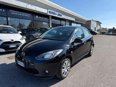 Usata Mazda 2 75 CV (55 kW) 2008 Nero Utilitaria