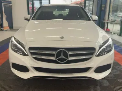 Gebraucht Mercedes C220 170 PS (125 kW) 2018 Weiß Limousine