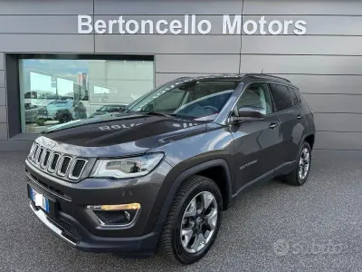 Usata Jeep Compass Limited 140 CV (102 kW) 2018 Grigio SUV