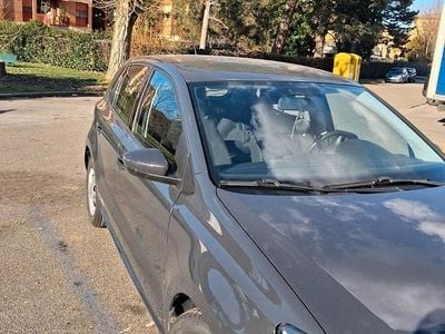 Grigio Usata 2015 VW Polo Trendline Berlina | 8500 € (Buon prezzo)