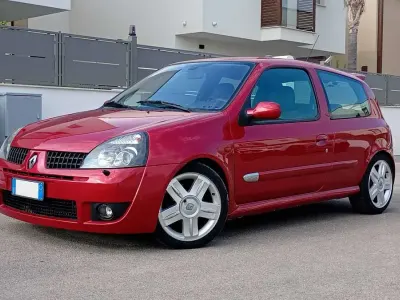 Usata Renault Clio R.S. 169 CV (124 kW) 2002 Berlina
