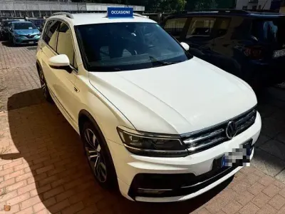 Usata VW Tiguan R-line 150 CV (110 kW) 2018 Bianco SUV