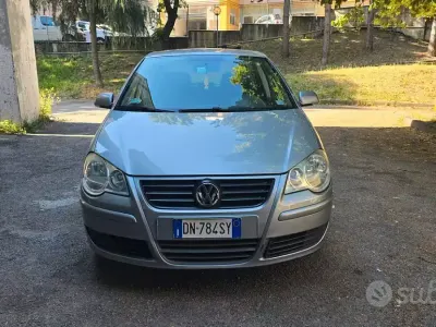 Usata VW Polo Comfortline 80 CV (58 kW) 2008 Grigio Utilitaria