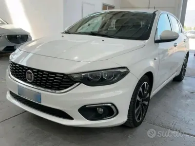 Usata Fiat Tipo Lounge 95 CV (69 kW) 2019 Bianco Berlina