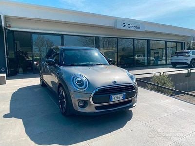Usata Mini ONE 75 CV (55 kW) 2019 Nero Utilitaria