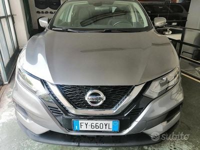 Usata Nissan Qashqai 115 CV (84 kW) 2019 Grigio SUV