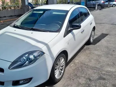 Usata Fiat Bravo 120 CV (88 kW) 2013 Bianco Utilitaria