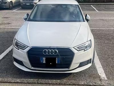 Usata Audi A3 Business 150 CV (110 kW) 2018 Berlina