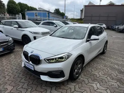 Usado BMW 116 Advantage 116 HP (85 kW) 2020 Branco Citadino