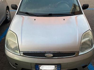 usata Ford Fiesta 2004 5 serie