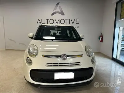 Usata Fiat 500L Lounge 105 CV (77 kW) 2015 Bianco Monovolume