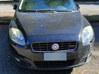Usata Fiat Croma 150 CV (110 kW) 2009 Nero Station wagon