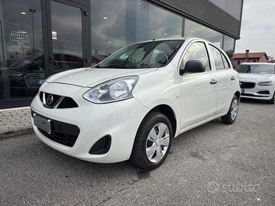 Gebraucht Nissan Micra Acenta 80 PS (58 kW) 2016 Weiß Kleinwagen