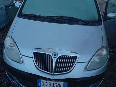 Usata Lancia Ypsilon 60 CV (44 kW) 2006 Utilitaria