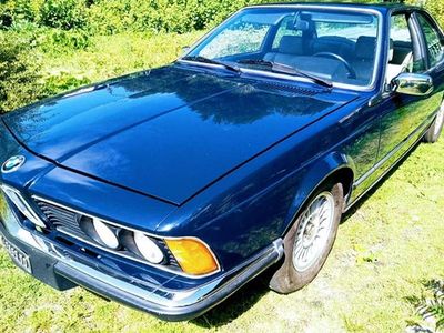 Begagnad BMW 635 218 HK (160 kW) 1983 Blå Sportkupé