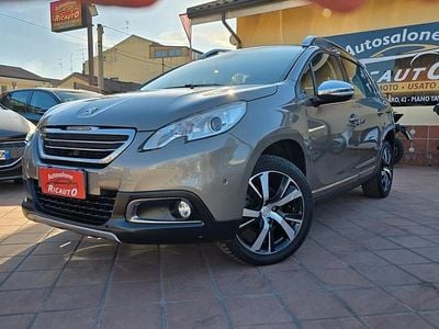 Usata Peugeot 2008 Allure 119 CV (87 kW) 2016 Grigio SUV