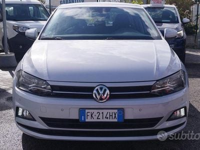 Usata VW Polo Comfortline 75 CV (55 kW) 2017 Bianco Berlina