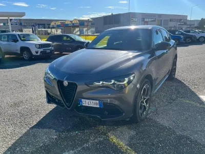 Usata Alfa Romeo Stelvio Veloce 160 CV (117 kW) 2024 Grigio SUV