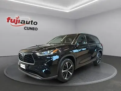 Second-hand Toyota Highlander Executive 2022 Negru SUV