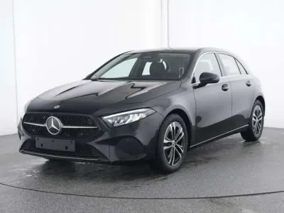 Usata Mercedes A180 136 CV (100 kW) 2025 Nero Berlina