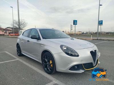 Usata Alfa Romeo Giulietta Veloce 170 CV (125 kW) 2019 Argento Utilitaria