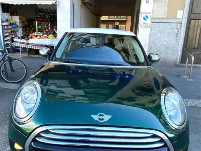 Usata Mini Cooper D Business 116 CV (85 kW) 2015 Verde Utilitaria